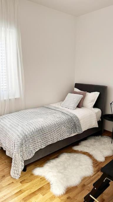 New Modern Accommodation In City Меткович Екстер'єр фото