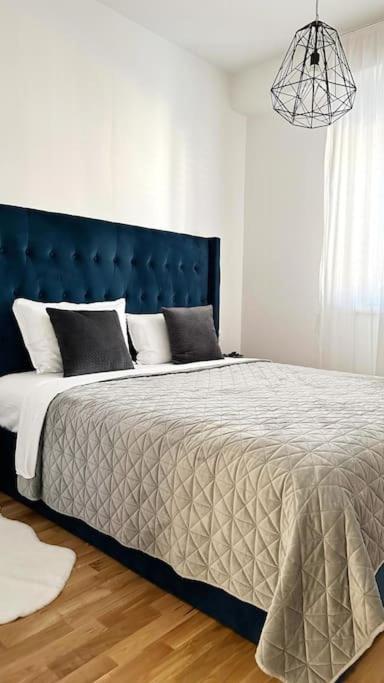New Modern Accommodation In City Меткович Екстер'єр фото